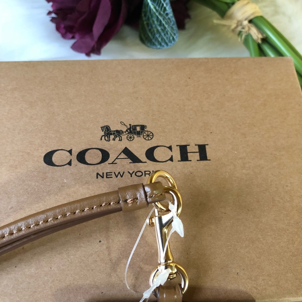 🌺🌺Coach Lanyard ID Badge F63274 Khaki / Saddle - Picture 6 of 6